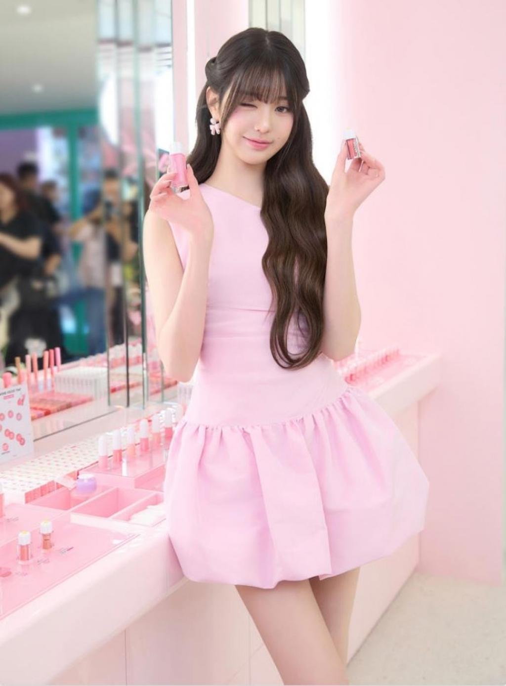 장원영 / 사진 = 어뮤즈 제공