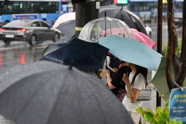 [내일 날씨]전국 대부분 비소식…수도권 낮기온 30도 더위