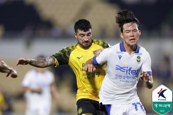 K리그2 전남의 가물치 축구, 15경기 무패 인천 꺾어