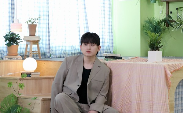 우디, 9일 日 두 번째 싱글 '사막에서 꽃을 피우듯' 일본어 버전 발매! 현지 감성 저격