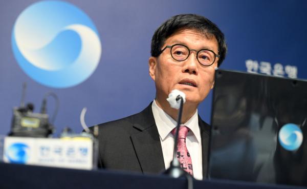 "가계부채 부담에 무게 실렸다"…한은, 7월 금리 동결(상보)