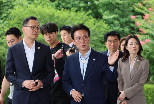 김민석 총리 "K-APEC, 대한민국 국가 시스템 회복 보여줄 찬스"