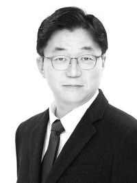 [시시비비]트럼프의 '관세 쇼', 국격은 어디에 있는가