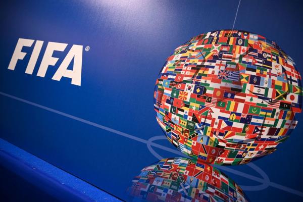FIFA, ''이적 규정' 논란에 네덜란드서 수조원대 집단소송 직면