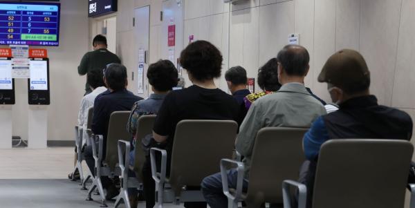 강릉 의료기관서 이상 증상 다수 발생…1명 사망