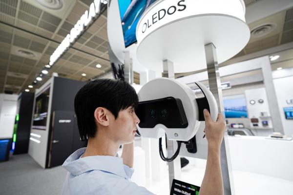 삼성·LG, 기술로 앞선다…디스플레이 신무기로 中 견제