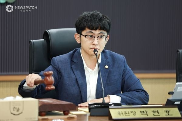 의왕시의회 행정사무조사특위, 시장 비서 여론조작 의혹 조사‘중단 없이 진행’
