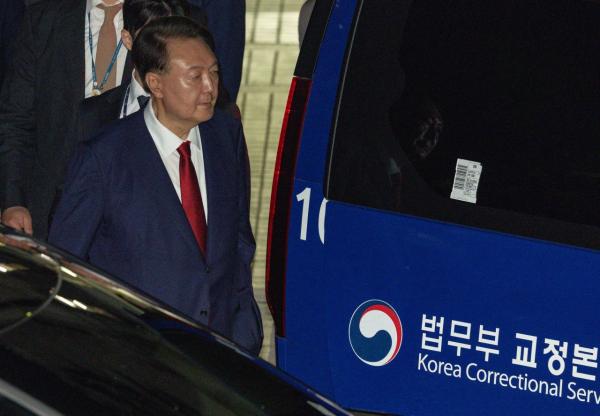 尹측 "구치소 체포시도 고발"…김건희특검 "수사위축·방해 의도"