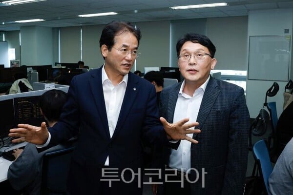 이동환 고양시장, 관내 코스닥 기업 ‘뉴엔AI’방문
