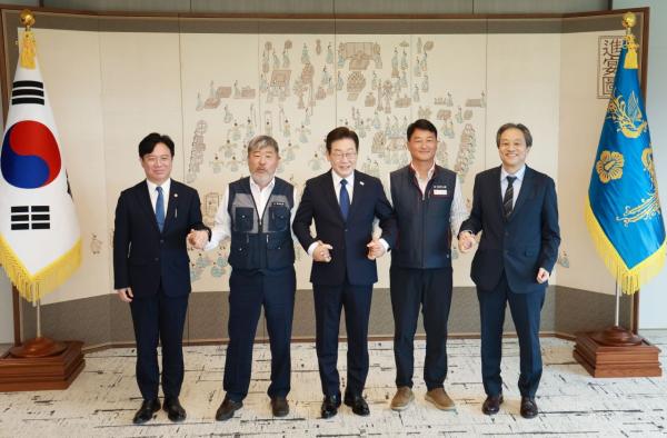 "사회적 대화 참여"…양대노총, 李 대통령과 첫 오찬