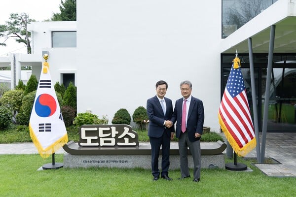 김동연 경기지사,조셉 윤 주한 미국대사대리와 환담…'발전적 혁신동맹' 기대