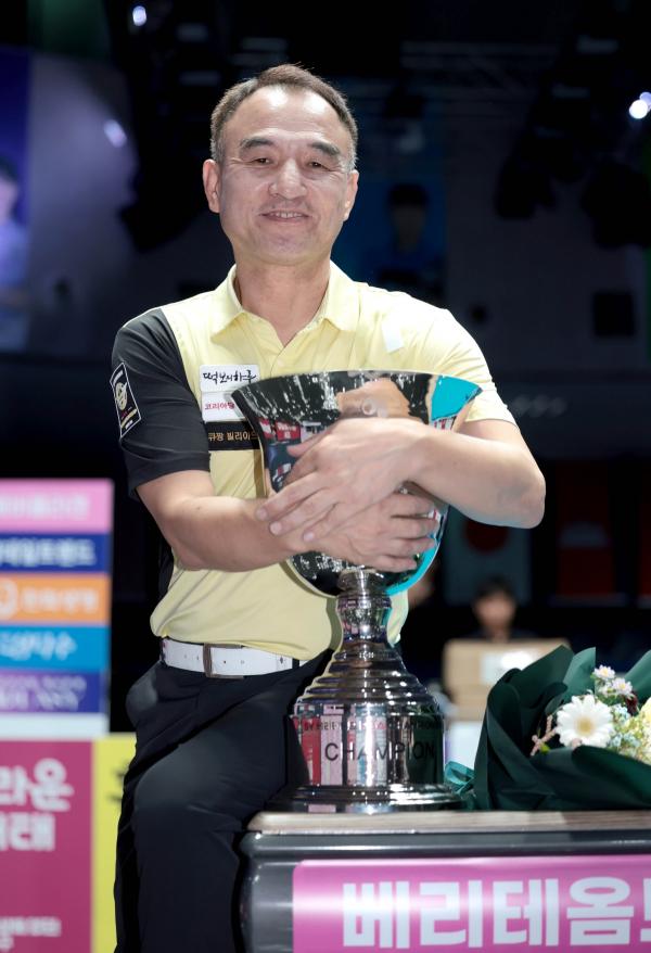 대기만성이란 이런 것, 55세 이승진 데뷔 6년 만에 프로당구 우승