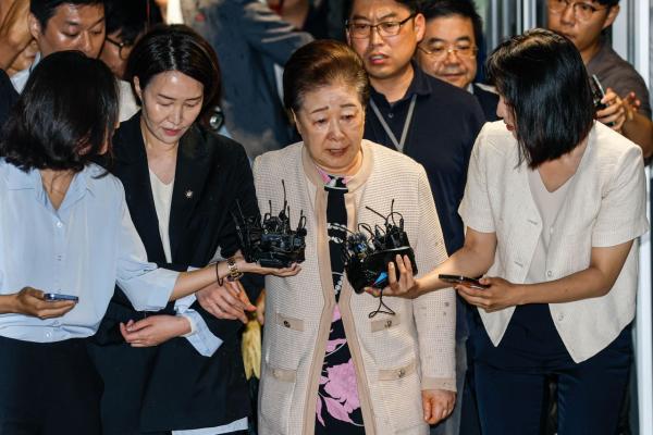 '통일교 현안 청탁 혐의' 한학자 총재 22일 오후 구속심사