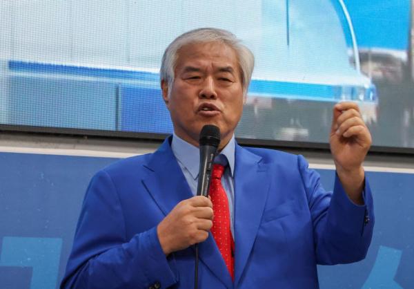 경찰, 전광훈 목사 딸 주거지 등 압수수색