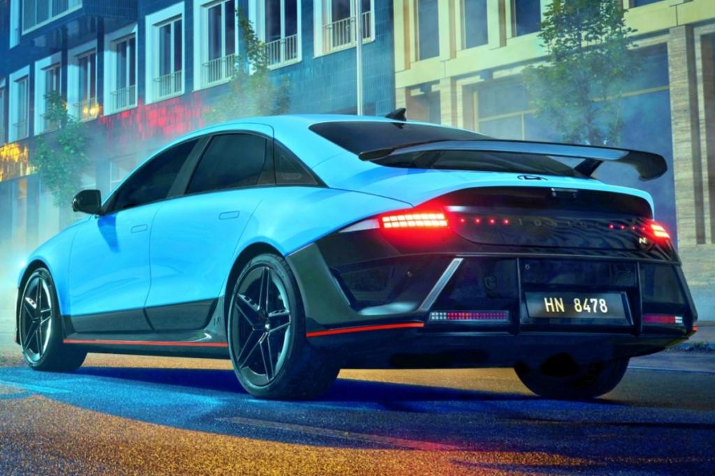 현대차 아이오닉 6 N 측후면 (출처=현대차)