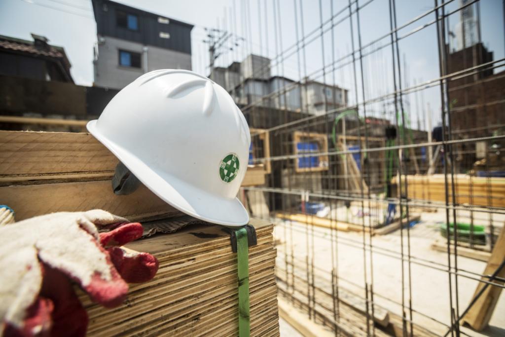 안전모 자료사진. 사진은 기사 내용과 무관함. 아이클릭아트