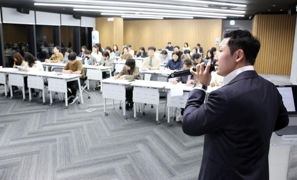 퇴근 후 ‘재테크 열공’하는 송파구 공무원들