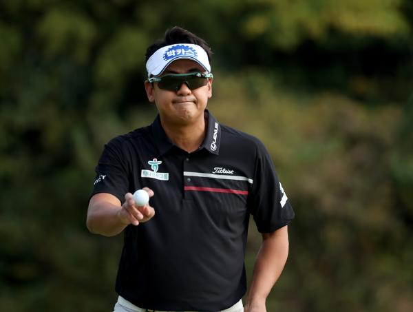 박상현, 유송규 KPGA 챔피언십 연이틀 선두…3~4라운드서 치열한 경쟁 펼칠 듯