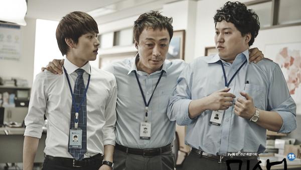 “회사가기 싫다, 사표 낼까”… 넷플릭스, 2040 직장인 ‘현실 고증’에 웃픈 작품들