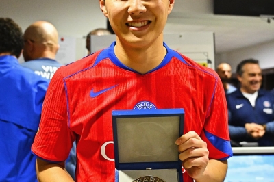 뎀벨레 없으면 PSG 중심 이강인, 코너킥으로 극장골 도움…“100번째 경기서 승리 기뻐”