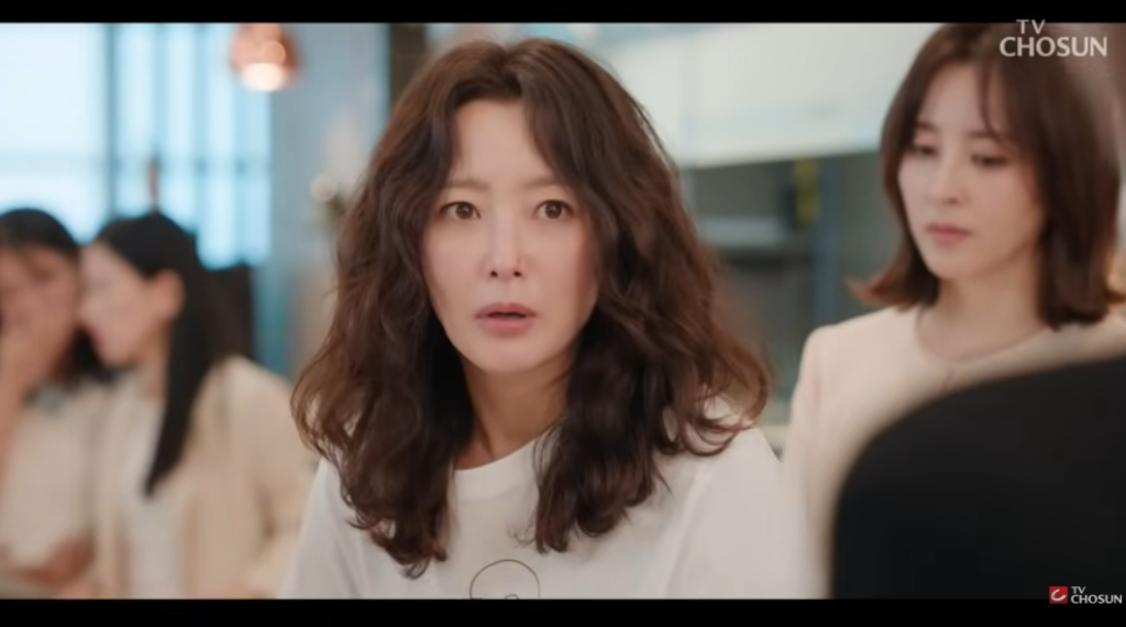 Actress Kim Hee-sun. TV Chosun 'Because I Have No Next Life' Broadcast Screen Actress Kim Hee-sun. TV Chosun 'Because I Have No Next Life' Broadcast Screen