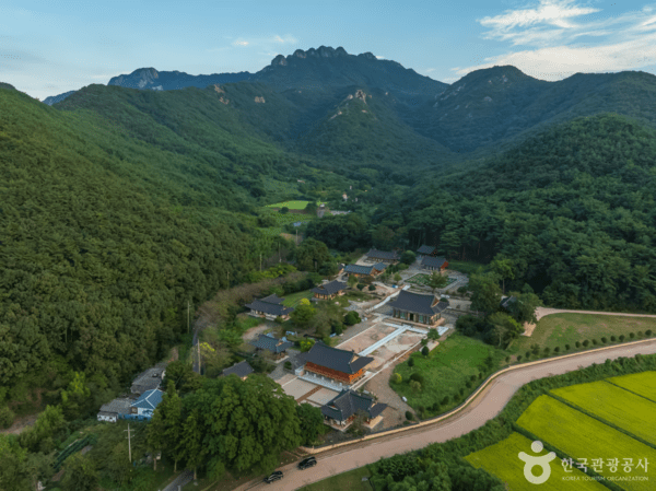 고흥의 가을 정취, 사찰의 고요함과 우주의 상상이 공존하는 길