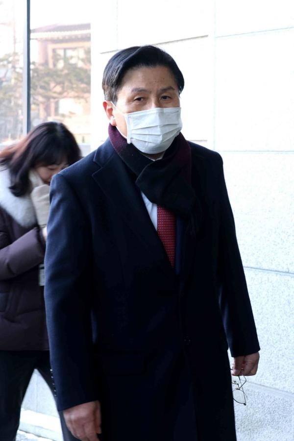 내란특검, '내란 선전·선동 혐의' 황교안 전격 체포